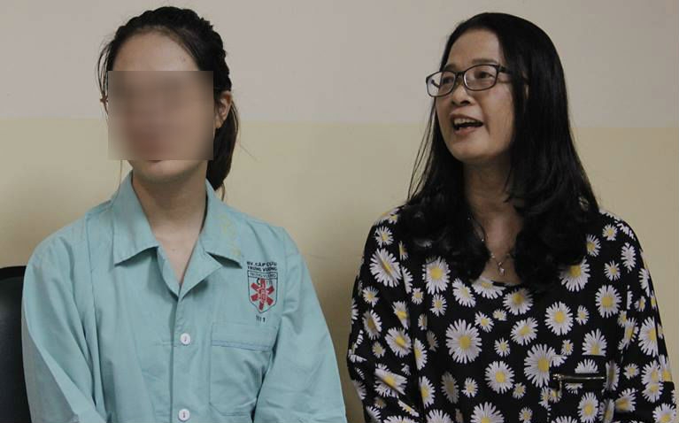 vẹo cột sống, bệnh hiếm gặp,