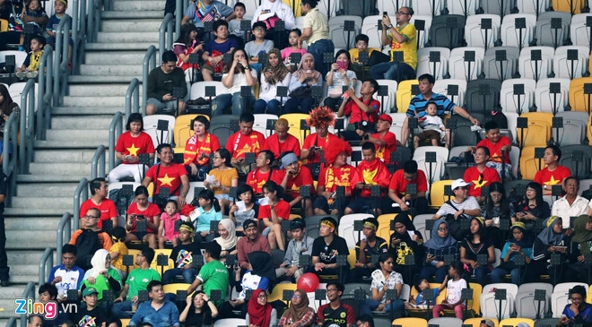 Khai mac SEA Games 29: Bieu dien nghe thuat duoi mua lon hinh anh 5