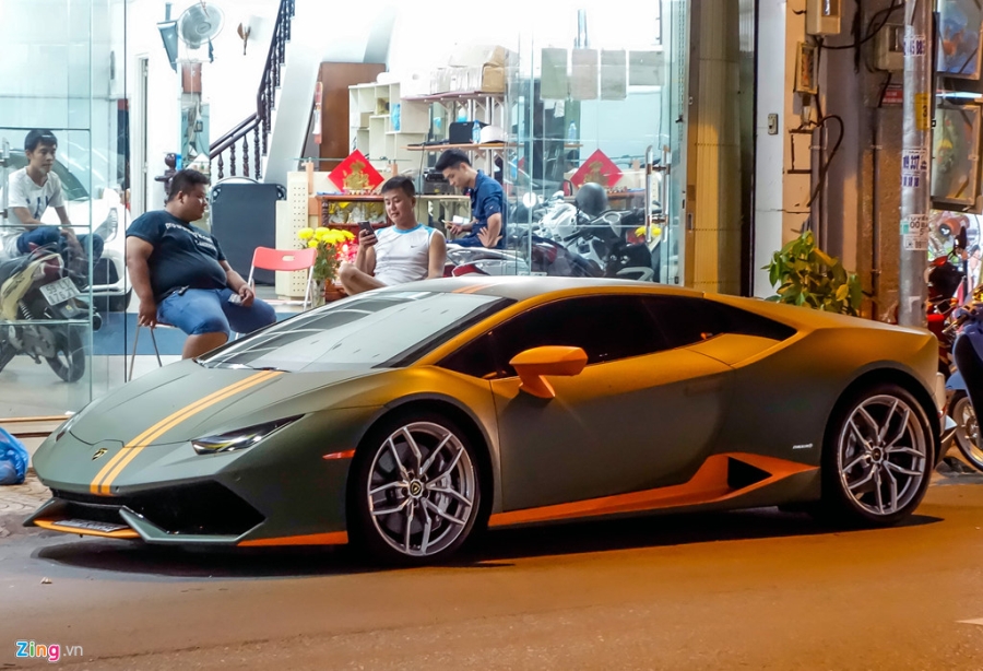 Lamborghini Huracan phong cach may bay chien dau o Sai Gon hinh anh 2
