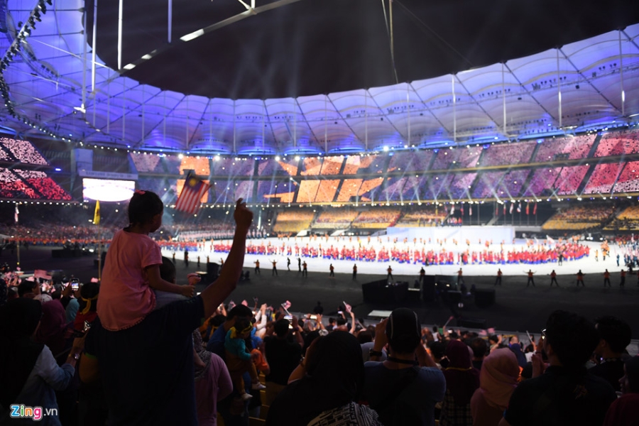 Le khai mac SEA Games 29 an tuong duoi con mua xoi xa hinh anh 8