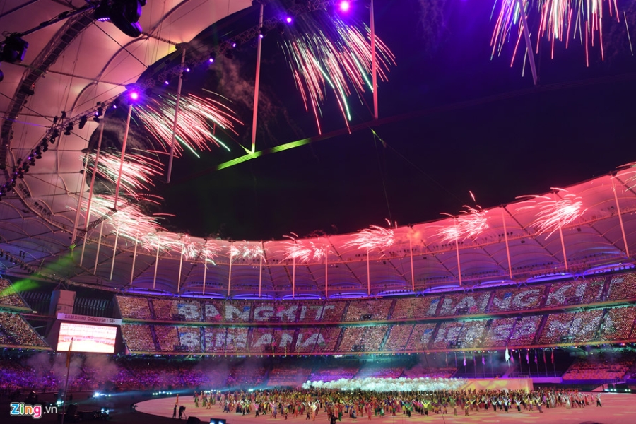 Le khai mac SEA Games 29 an tuong duoi con mua xoi xa hinh anh 17