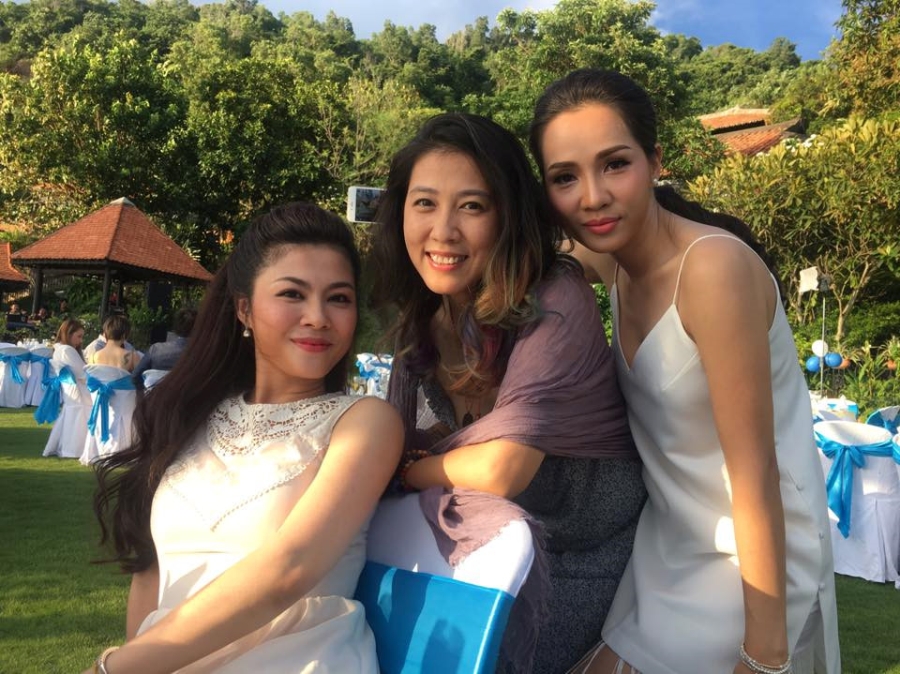 My Tam, Hari Won du dam cuoi cua dao dien Nguyen Tranh o Vung Tau hinh anh 4