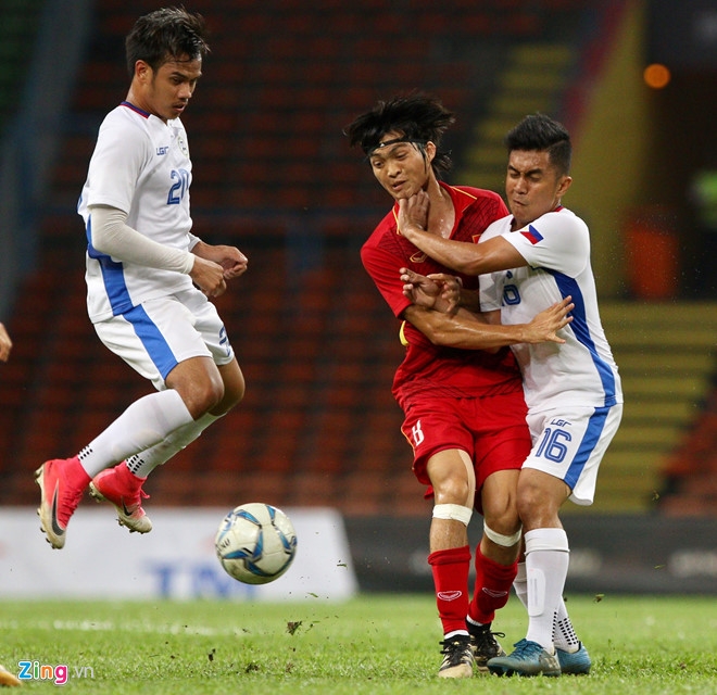 U22 VN 1-0 Philippines (H1): Cong Phuong ghi ban tao bao hinh anh 2