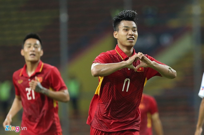 U22 VN 2-0 Philippines (H1): Cong Phuong, Van Thanh lap cong hinh anh 3