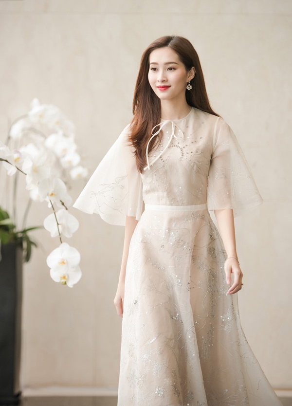 10-my-nhan-viet-mac-dep-nhat-tuan-21-8-5