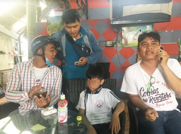 Bình Dương: Tìm thấy bé trai 5 tuổi trong tình trạng đuối sức sau 12 ngày mất tích bí ẩn - Ảnh 3. Bình Dương: Tìm thấy bé trai 5 tuổi trong tình trạng đuối sức sau 12 ngày mất tích bí ẩn - Ảnh 3.