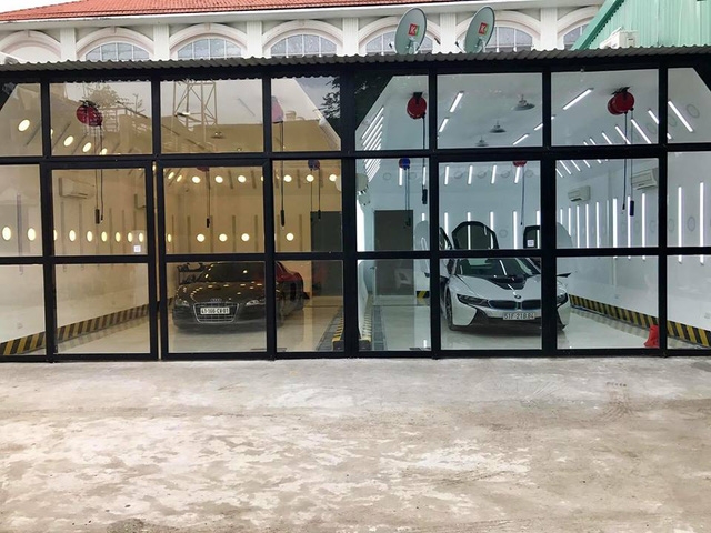 Dàn siêu xe khủng của các tay chơi Sài thành tụ tập tại quận 2 - Ảnh 2.