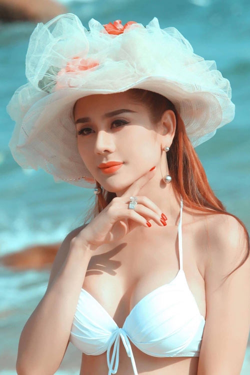 Nghi án Đan Trường chính là người tình đồng tính trong quá khứ của nữ hoàng chuyển giới Lâm Khánh Chi - Ảnh 1.