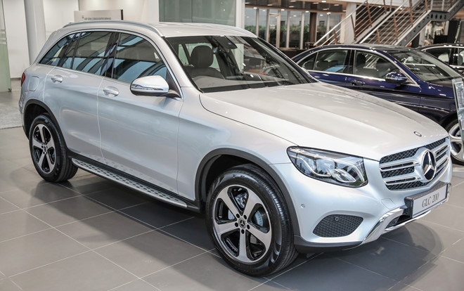 Mercedes-Benz GLC 200 co gia gan 1,6 ty dong o Malaysia hinh anh 1