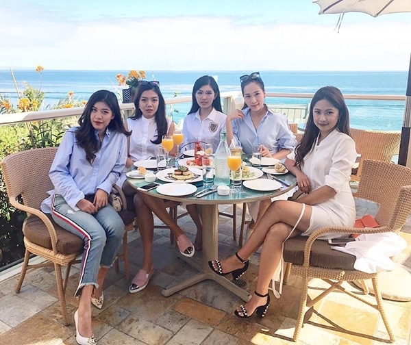 Ngắm mỏi mắt đồ hiệu, xế sang, kim cương tiền tỉ, lại còn được chồng đại gia cưng chiều của kiều nữ buôn xe - Ảnh 29.