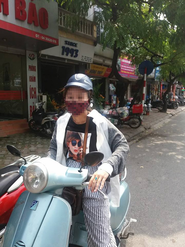 co gai di lx gio tro xin tien cac 