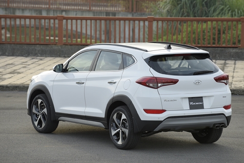 hyundai-tucson-lap-rap-gia-tu-815-trieu-de-doa-mazda-cx-5-page-2-1