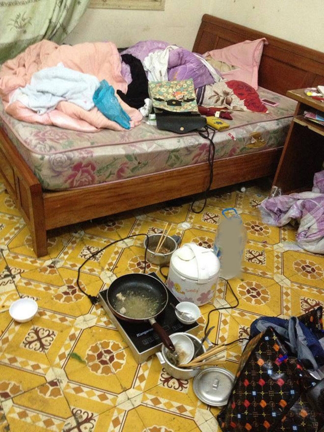 noi am anh gai xinh o ban den boc mui hinh anh 6