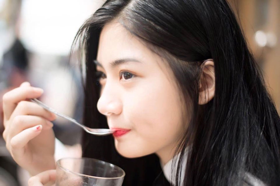Nu sinh Sai Gon co ma lum xinh dep khong thich duoc goi la hot girl hinh anh 3