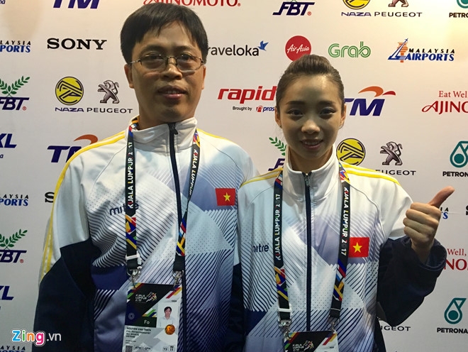 Thuy Vi doat HCV khi dang chan thuong co chan, dau goi hinh anh 1