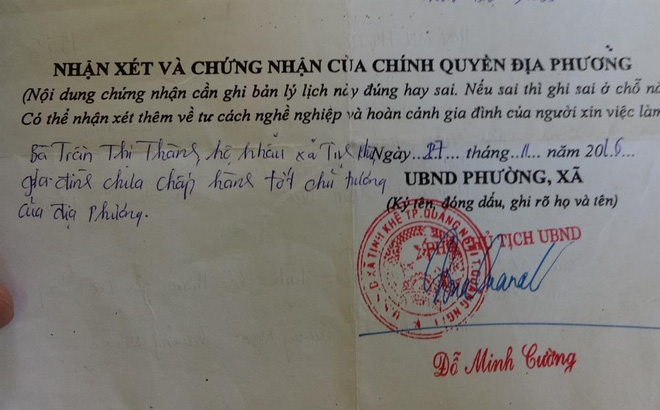 Cha không dám gửi sơ yếu lý lịch vì bị phê xấu, con gái phải nghỉ việc