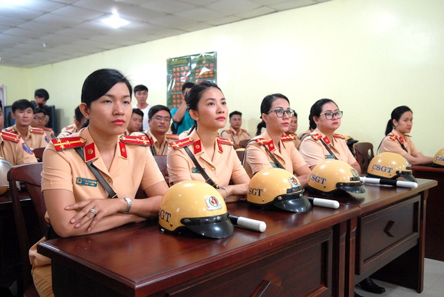  Kỳ APEC này, lực lượng dẫn đoàn TPHCM có thêm các chiến sĩ nữ 