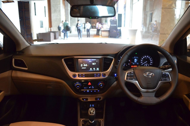 Phát thèm với xe chưa đến 300 triệu Đồng Hyundai Verna 2017 vừa ra mắt Ấn Độ - Ảnh 10.