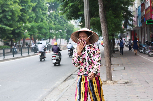 Tuyến đường Chùa Bộc – Đại Cồ Việt bỗng dưng bốc mùi hôi thối khó chịu - Ảnh 4.