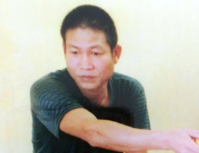  Bị cáo Hoàng Văn Cầu khi ra cơ quan công an đầu thú 