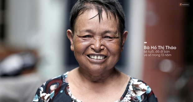 Người già bán vé số tại Sài Gòn: Những phận người bị bỏ quên - Ảnh 11. Người già bán vé số tại Sài Gòn: Những phận người bị bỏ quên - Ảnh 11.