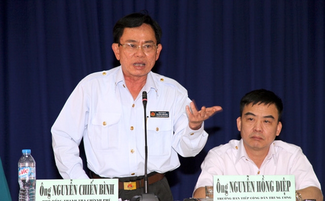 Nữ phụ trách bảo hiểm khóc, xin lỗi nguyên Phó Tổng Thanh tra CP sau vụ 'nói như tát nước vào mặt'