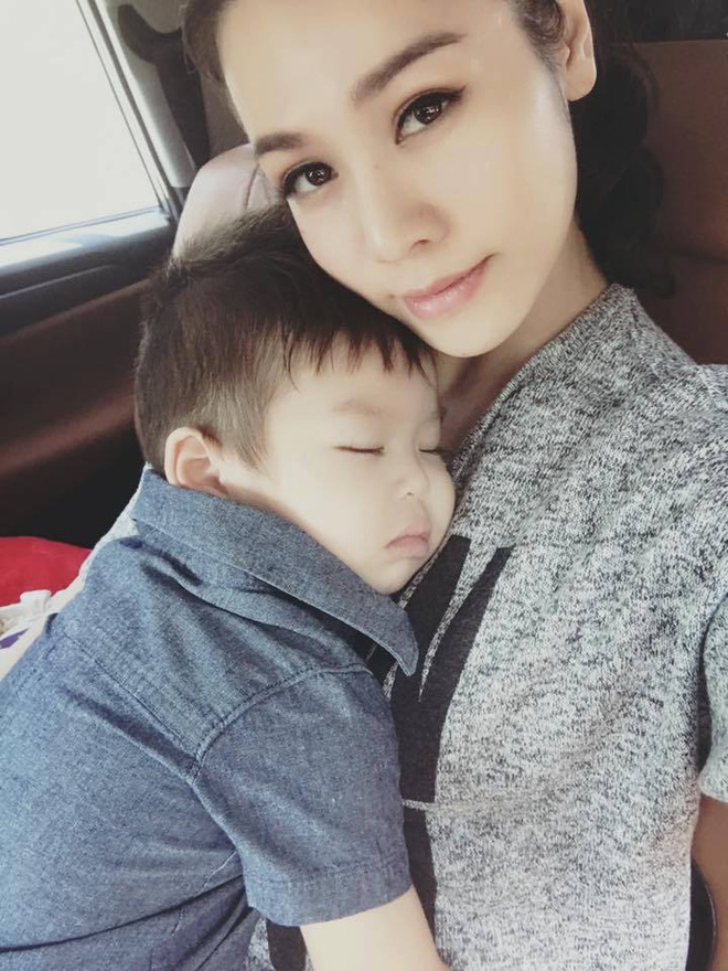 Nhật Kim Anh trở về nhà sau những ngày bị tai biến nằm liệt giường cấp cứu tại Mỹ - Ảnh 1.