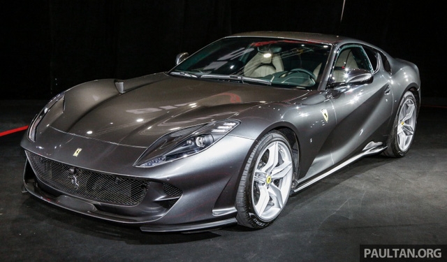 Siêu xe Ferrari 812 Superfast chính thức trình làng tại Đông Nam Á với giá chưa thuế 8,38 tỷ Đồng - Ảnh 1.