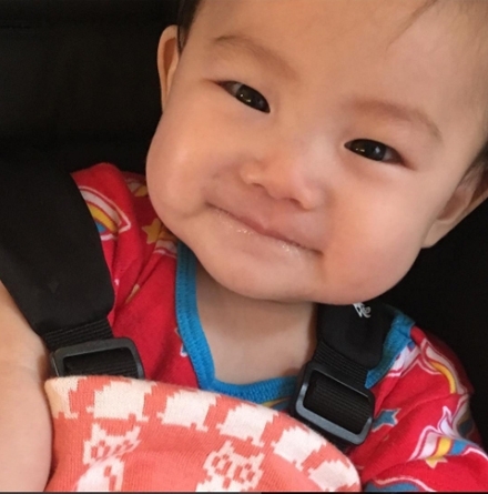 tran-quan-hy-ngoi-ve-duong-mai-me-ngam-con-gai-cung-4