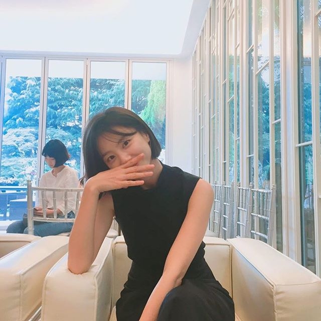 Bà xã Bae Yong Joon lần đầu xuất hiện sau khi xác nhận đang mang bầu lần 2 - Ảnh 3.
