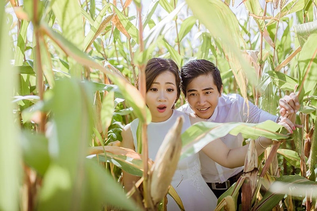 Trong một lần vào TP HCM du lịch theo lời mời của bạn thân, Phương Vũ và Thanh Huy gặp lại nhau. Đó là khoảnh khắc đầy cảm động mà cả hai đều không nói nên lời, chỉ biết trái tim bỗng ùa về tình cảm xưa cũ.