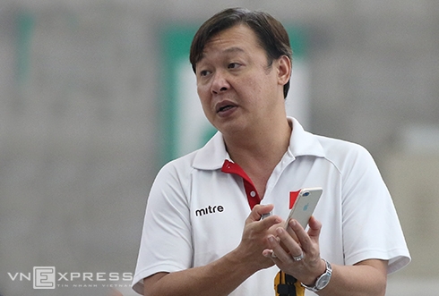 hlv-cua-anh-vien-ra-tay-bat-cuop-o-sea-games-1