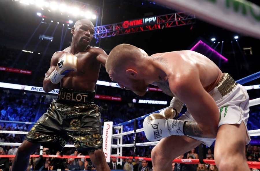 Mayweather vs McGregor: Tran dau giai tri vua long doi ben hinh anh 6