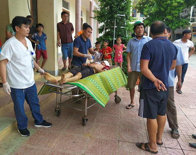Nhan vien thu y bi trau huc tu vong khi tiem phong hinh anh 1