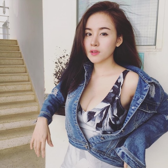 ba tung, que van khien khong ai nhan ra vi 
