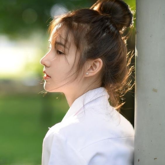 Ngắm loạt ảnh đời thường xinh như thiên thần của hoa hậu chuyển giới đẹp nhất Thái Lan