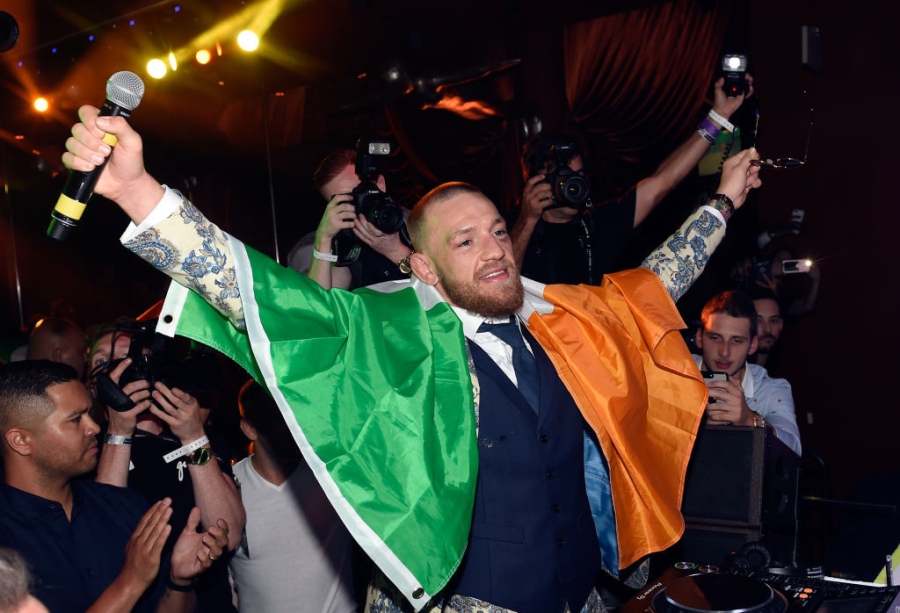 McGregor to chuc an mung hoanh trang du that bai truoc Mayweather hinh anh 6
