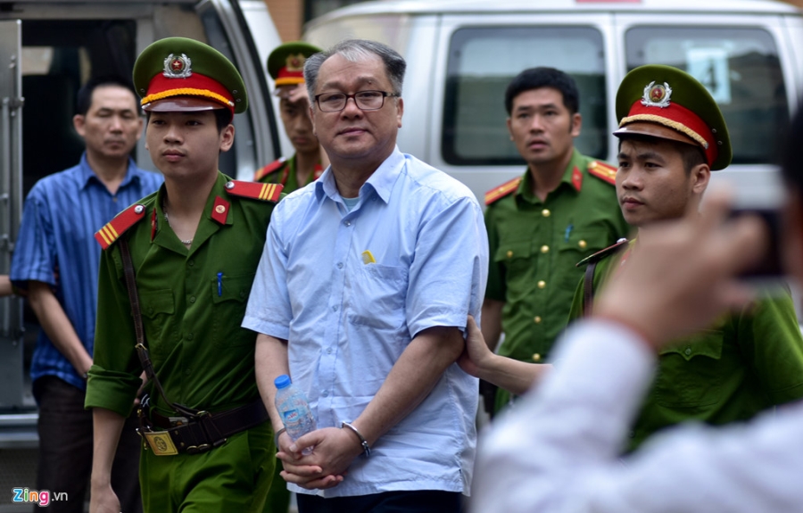 Nhung 'mat xich' chu chot trong dai an Ha Van Tham xuat hien tai toa hinh anh 5