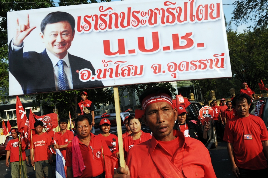 Truy na Yingluck: Dau cham het cua gia toc Thaksin? hinh anh 5
