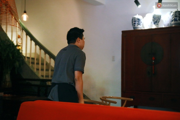 Chuyện chưa kể về nhân viên khiếm thị trong nhà hàng bóng tối ở Sài Gòn: Cô không có đôi mắt đẹp như các con đâu nha... - Ảnh 5.