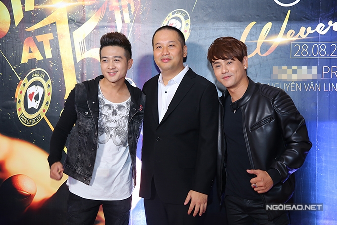 duc-phuc-trong-nhu-hot-boy-khi-den-mung-vo-chong-pham-quynh-anh-14
