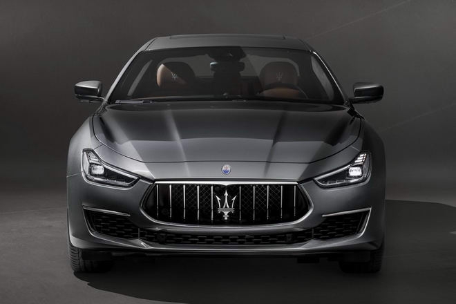 Maserati Ghibli 2018 ra mắt, giá từ 3,2 tỷ đồng - 2