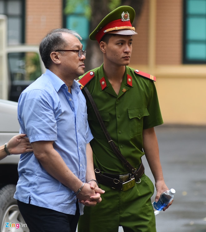 Ha Van Tham keu oan vi TGD Oceanbank khai khong dung hinh anh 3