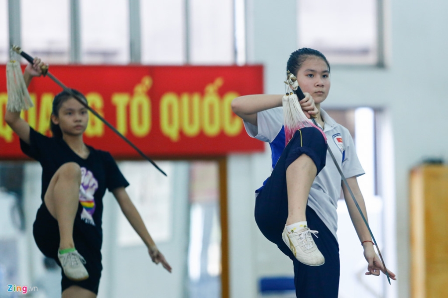 Duong Thuy Vi: Gianh 2 HCV SEA Games, chi duoc nghi 1 ngay hinh anh 5