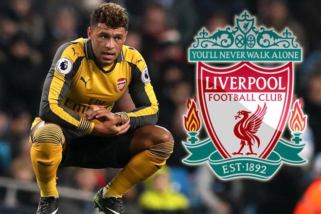Liverpool chap nhan pha gia ky luc CLB de mua Chamberlain hinh anh 1