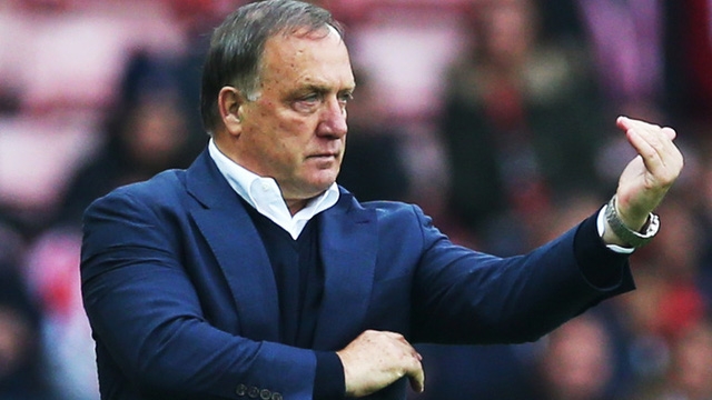  Dick Advocaat đang nỗ lực cứu Hà Lan 