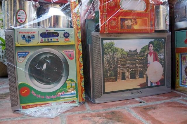choang voi hang ma hinh do lot, biet thu kem osin cho nguoi am trong mua bao hieu vu lan - 10