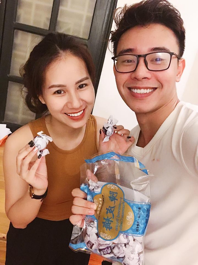 Đông Hùng bất ngờ khoe bạn gái xinh đẹp, nói lời yêu sến sẩm sau vụ nợ nần bạc tỷ - Ảnh 1.