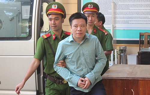 sep-dau-khi-bi-to-nhan-tien-cua-oceanbank-doi-chat-voi-cac-bi-cao-1