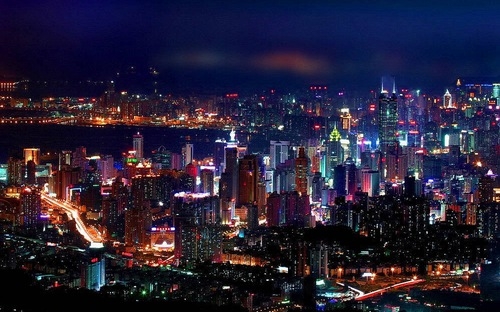 Hồng Kông sắp bị Thẩm Quyến “qua mặt” về GDP